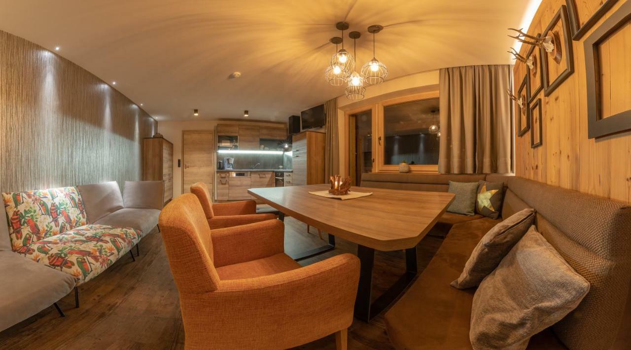 Appartement Zillertal Klee Mit Restaurant Kleementine Ried im Zillertal Exteriér fotografie