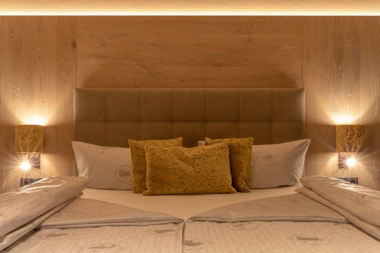 Appartement Zillertal Klee Mit Restaurant Kleementine Ried im Zillertal Exteriér fotografie